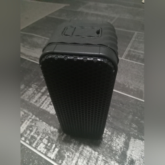 Klipsch Nashville Portable Bluetooth Speaker with 360 Degree Sound - Picture 5 of 5